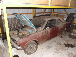 Illustration for article titled Help needed. Is this '73 Colt worth saving?